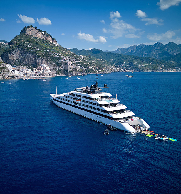 Emerald Sakara cruising the Amalfi Coast, Italy