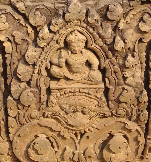 Exquisite bas-reliefs at Banteay Srei